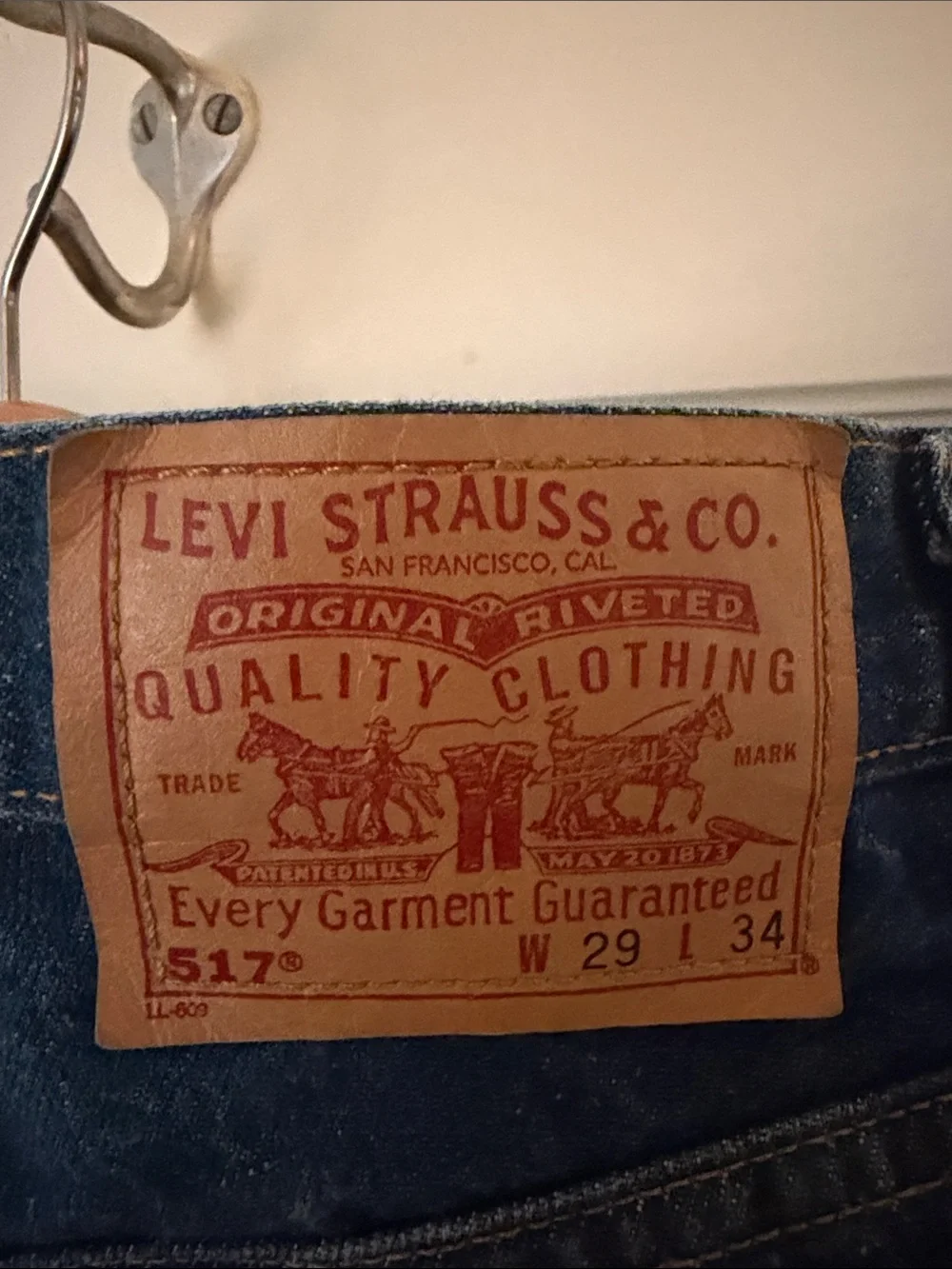 Levis boot cut
